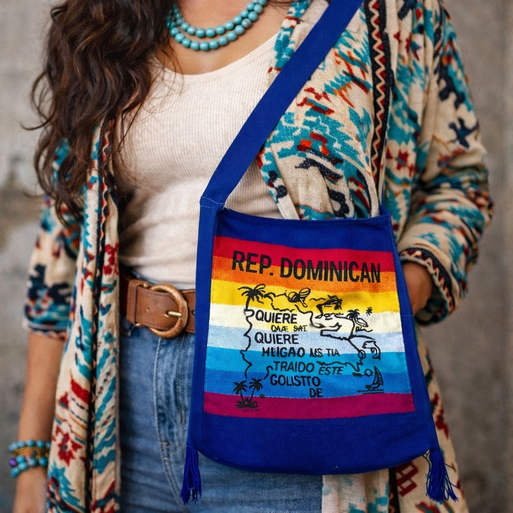 🍓 5 FOR $40 Ethnic Textured Rep. Dominicana one pocket zipper crossbody hobo bag